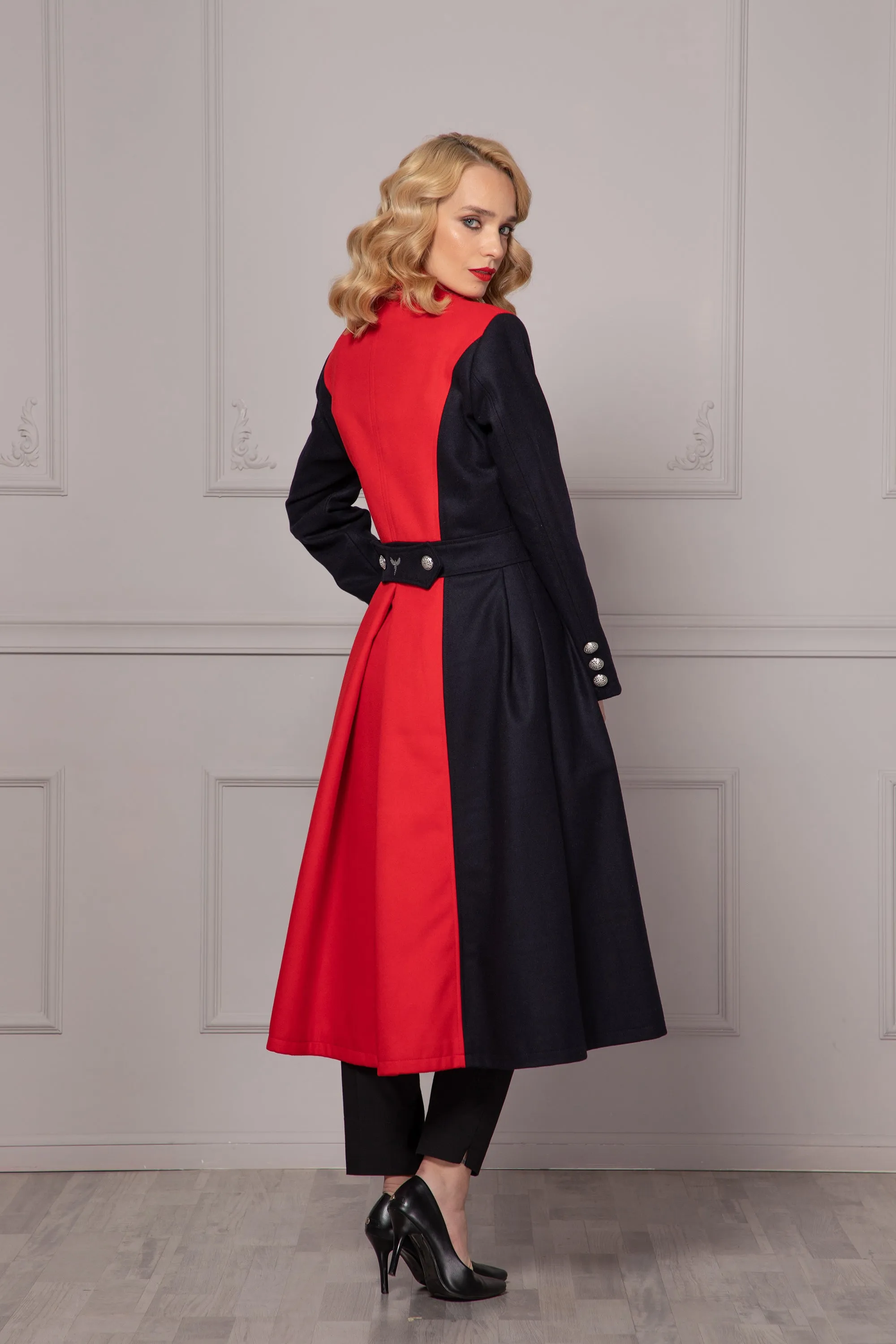 COLOR BLOCK OVERCOAT