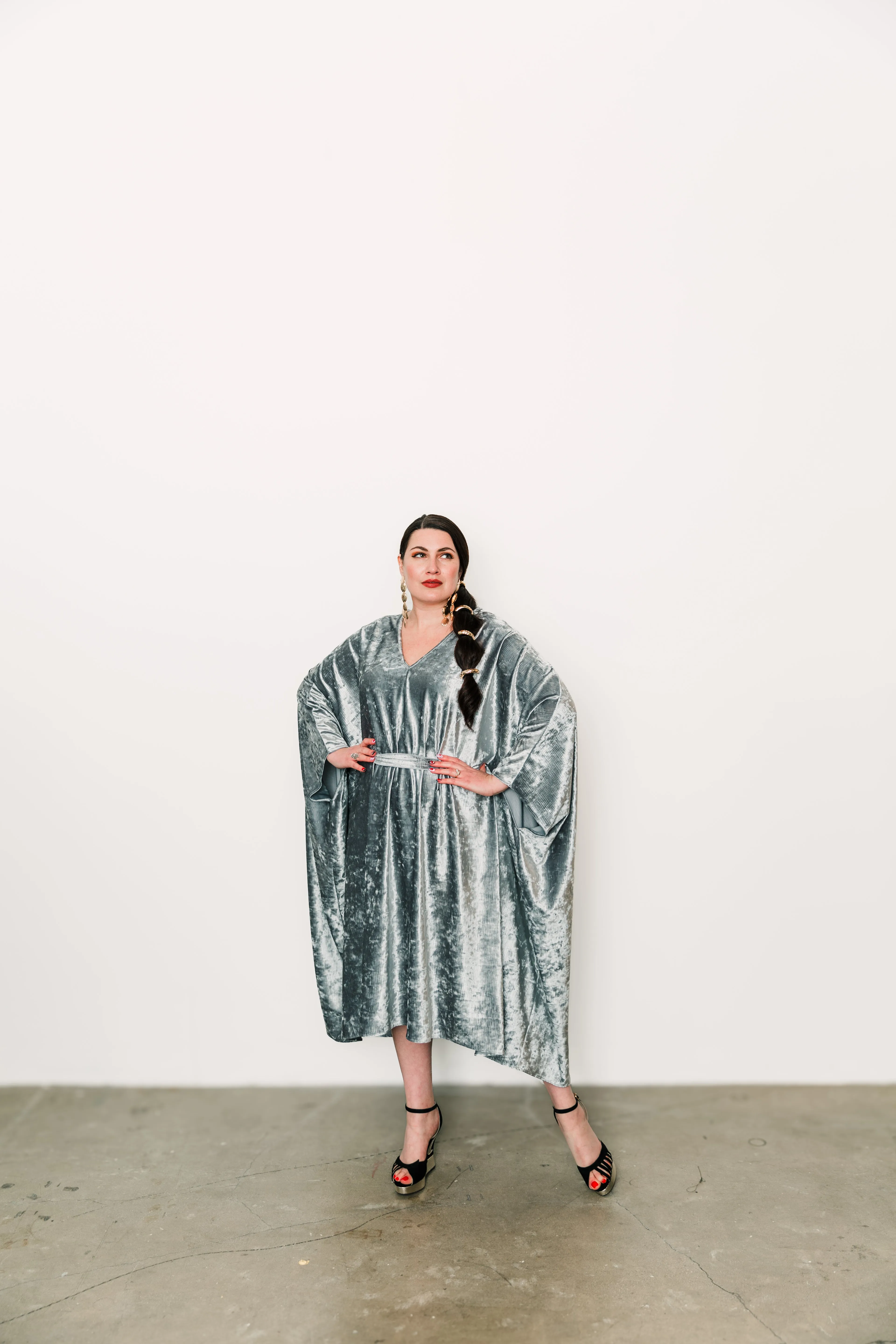 Kaftan in "Silver Ribbed Velvet"