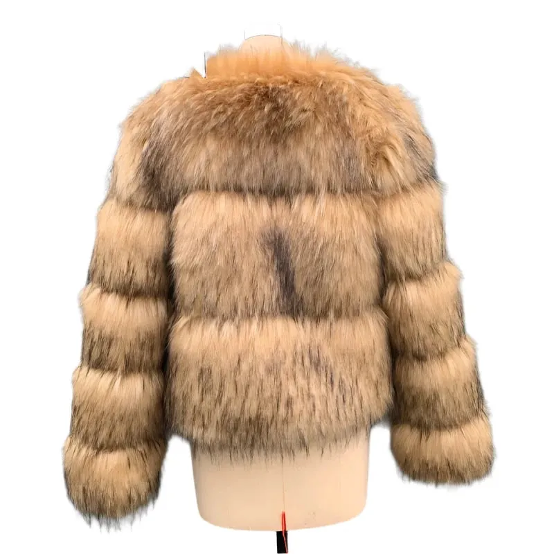 Luxurious Women’s Faux Raccoon Fur Coat – Short Plush Fluffy Jacket for Winter Fashion